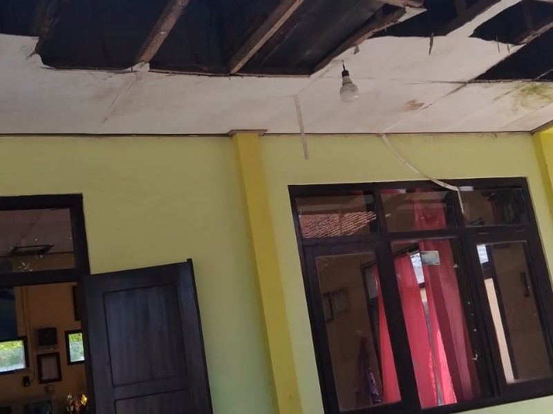 Ruang Kepsek / Guru