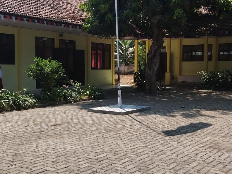 Tentang Sekolah